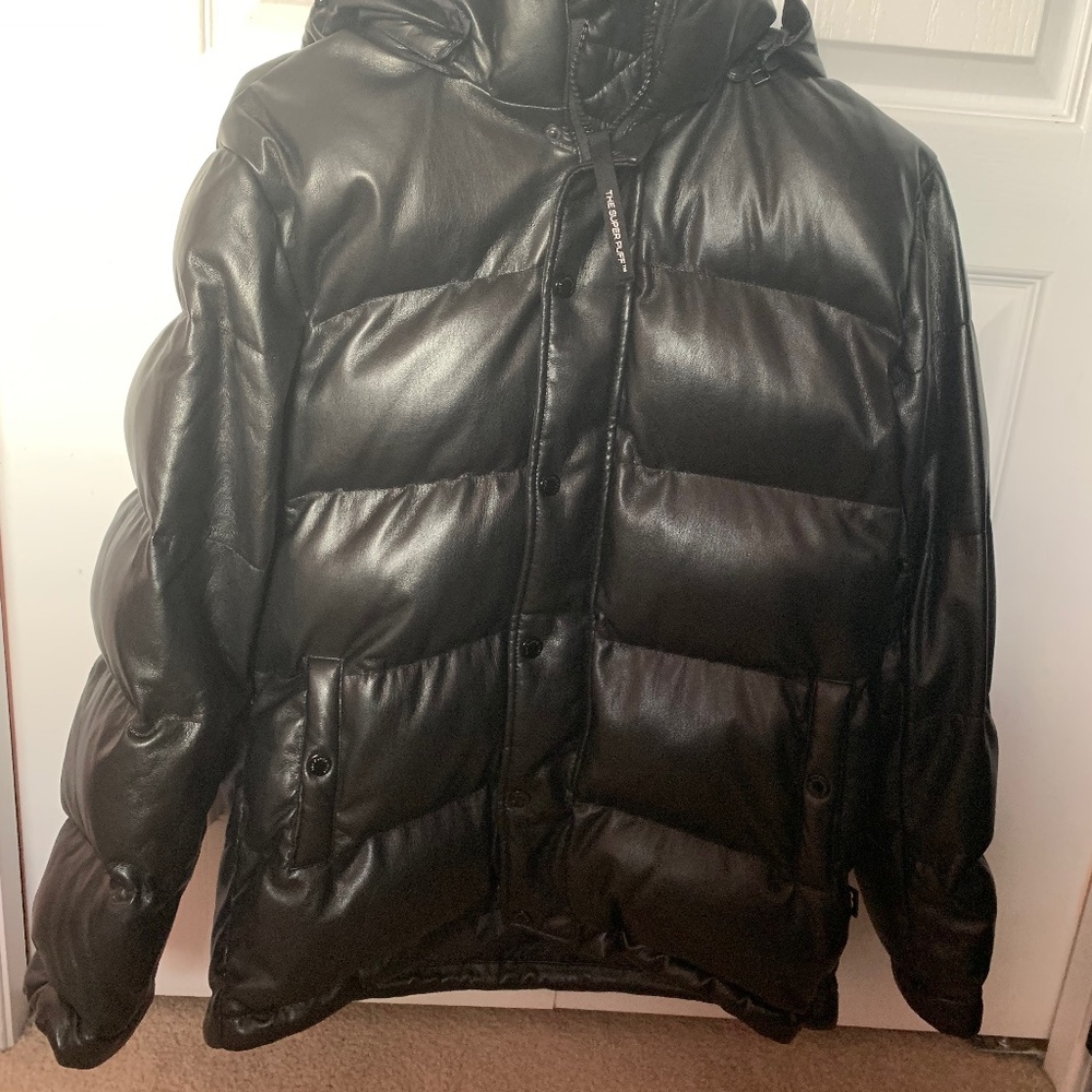 Aritzia Leather SUPERPUFF
